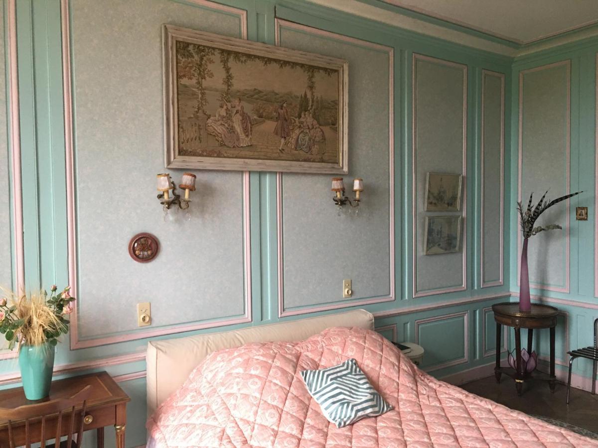 Chateau De Freschines Villefrancoeur Bagian luar foto